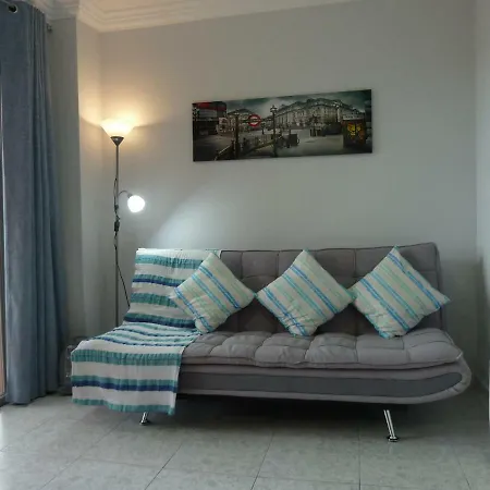 Yksioe, Laehellae Rantaa Apartamento